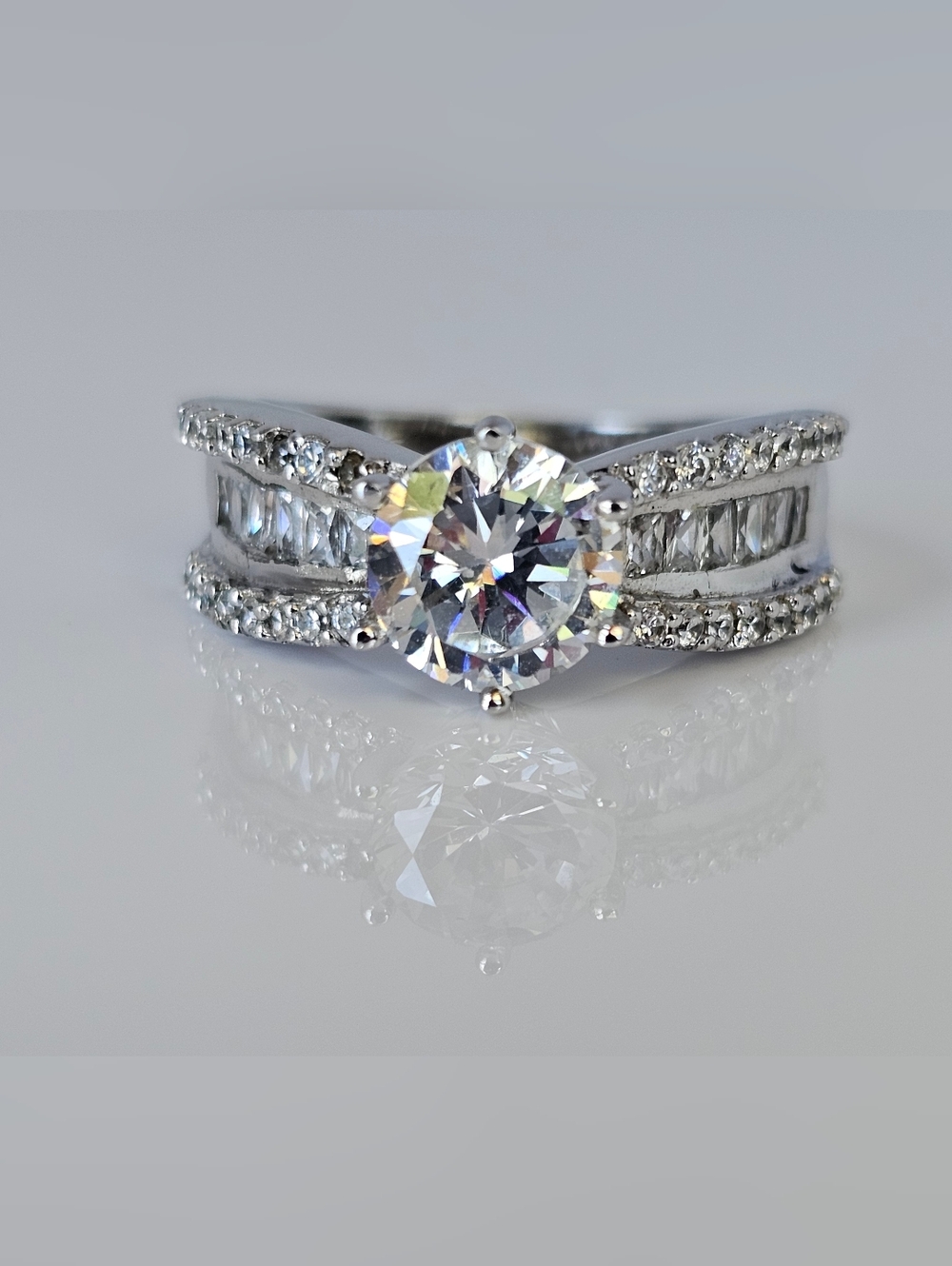 Vintage Victoria Wieck Diamond Simulant Ring Sterling Silver Size 8